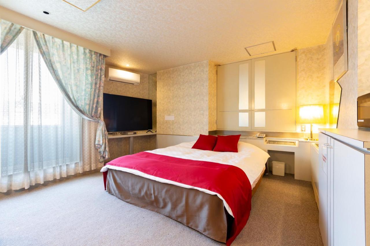 Hotel Liberty Kochi (Adults Only) Экстерьер фото
