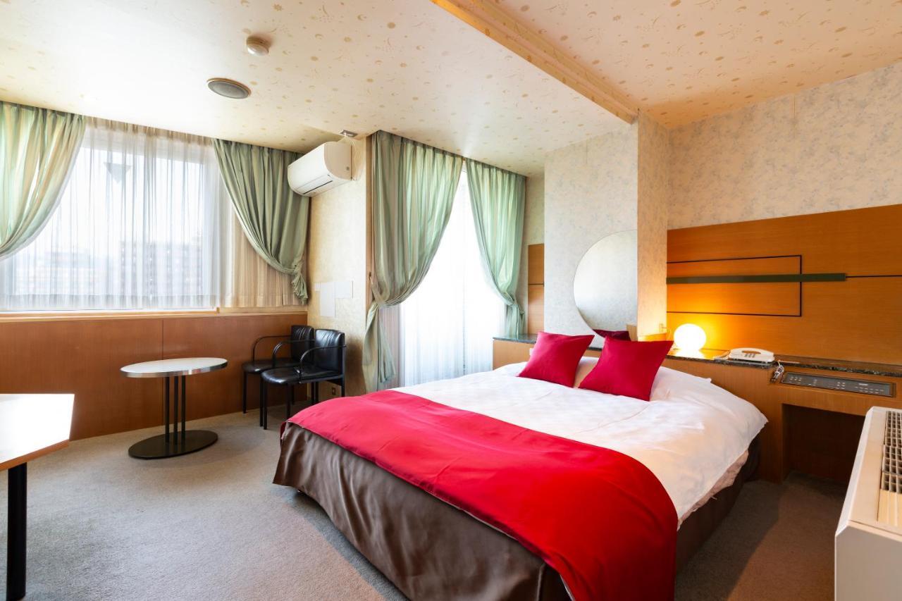 Hotel Liberty Kochi (Adults Only) Экстерьер фото